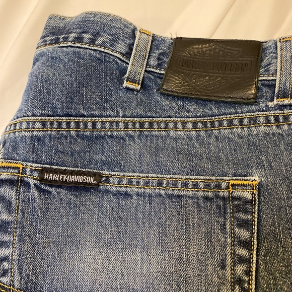 Harley-Davidson medium wash distressed jeans 40/34 - Picture 3 of 6